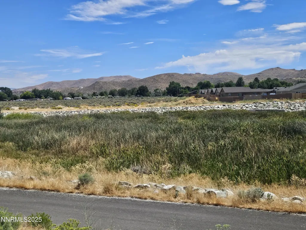 632 Coyote Bluff Court Reno NV 89506