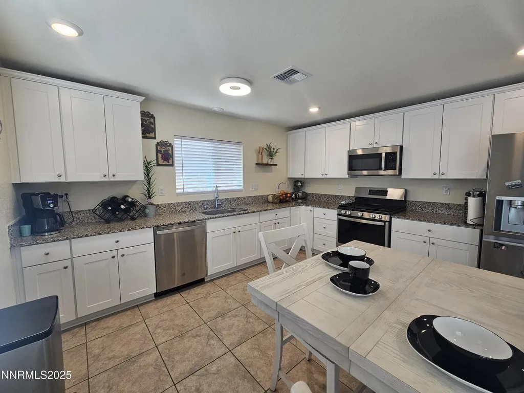 632 Coyote Bluff Court Reno NV 89506