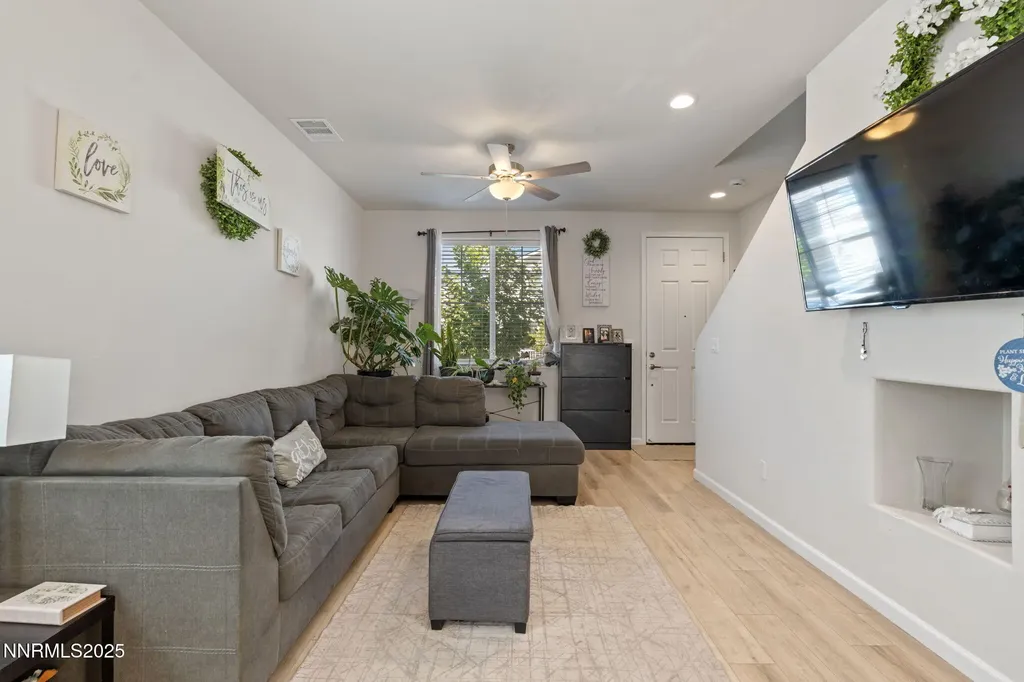 3566 Penn Nat'l Reno NV 89512