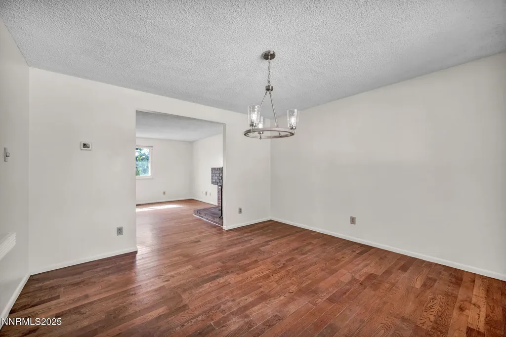 7274 Windmill Reno NV 89511