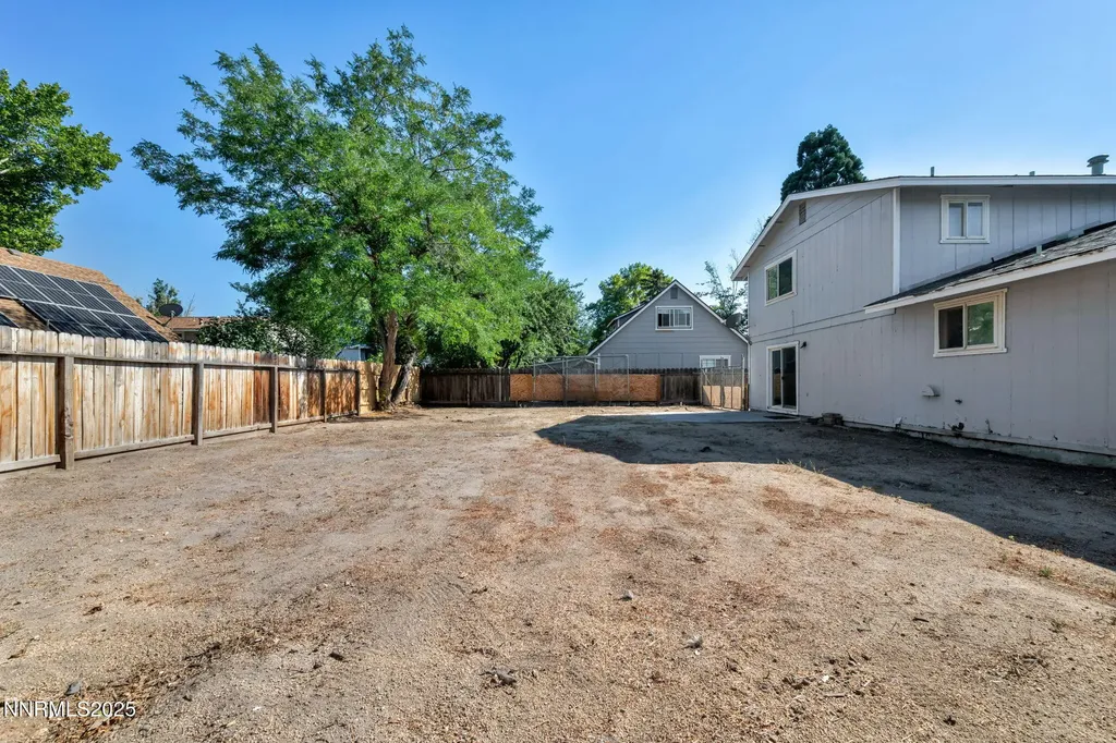 7274 Windmill Reno NV 89511