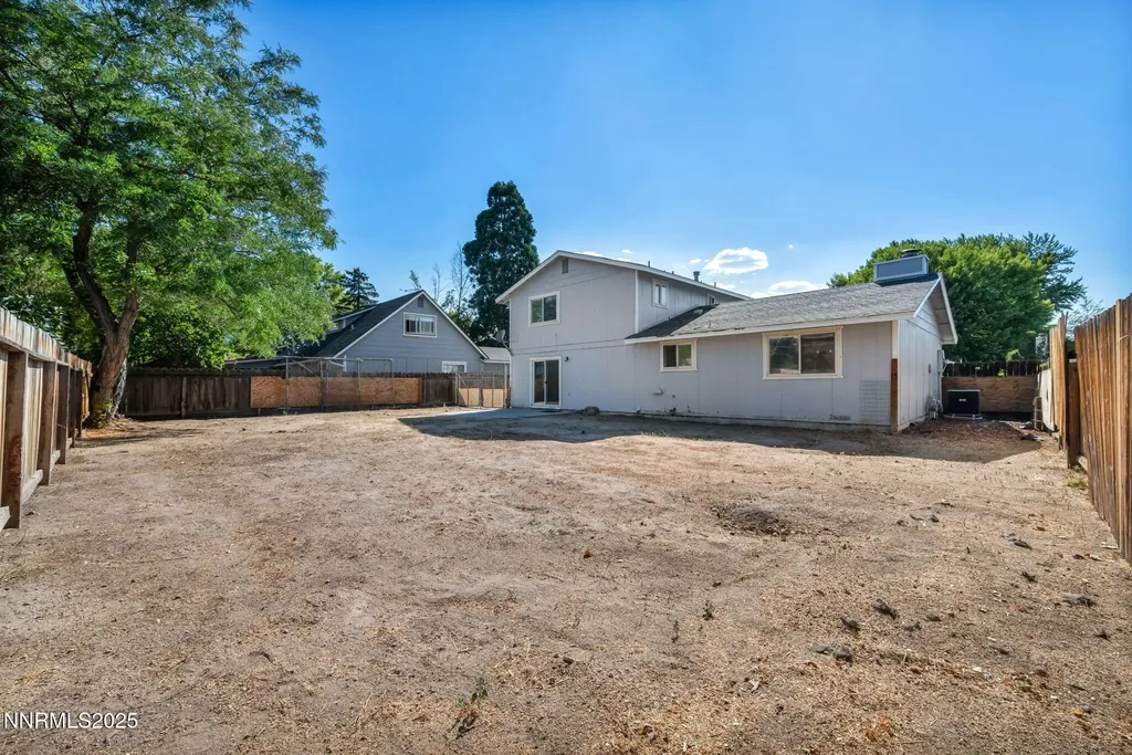 7274 Windmill Reno NV 89511