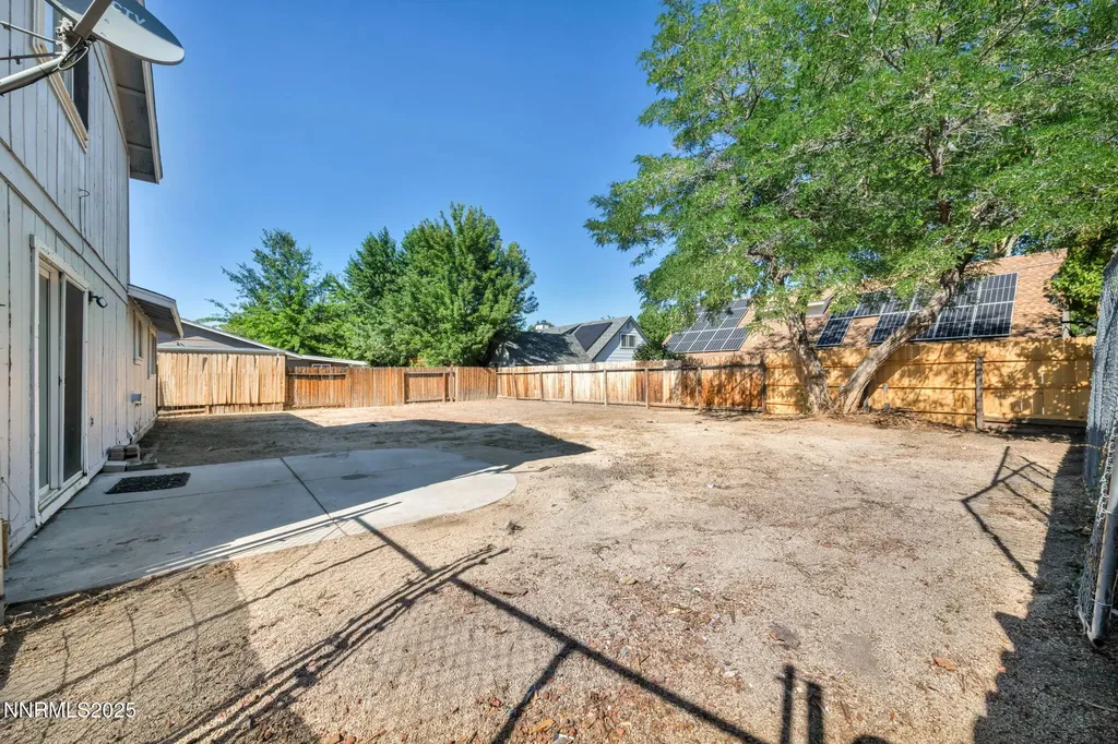 7274 Windmill Reno NV 89511