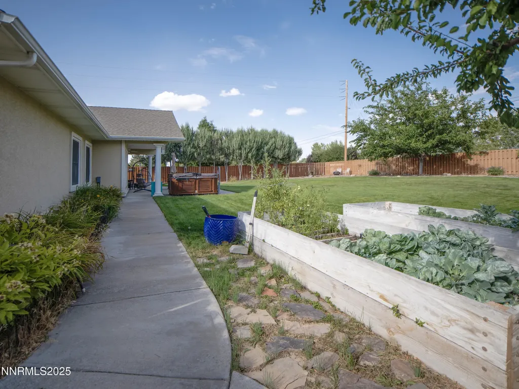 3271 Paiute Winnemucca NV 89445
