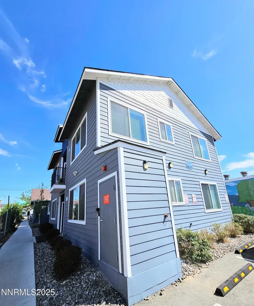 260 Vassar Reno NV 89502