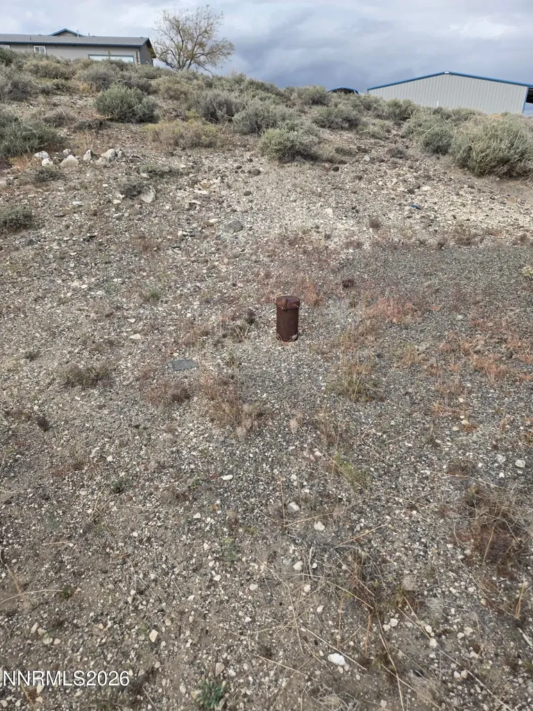 13 Valley View Fernley NV 89408