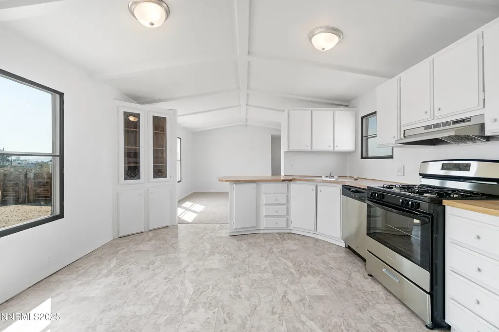 9 Stanley Yerington NV 89447
