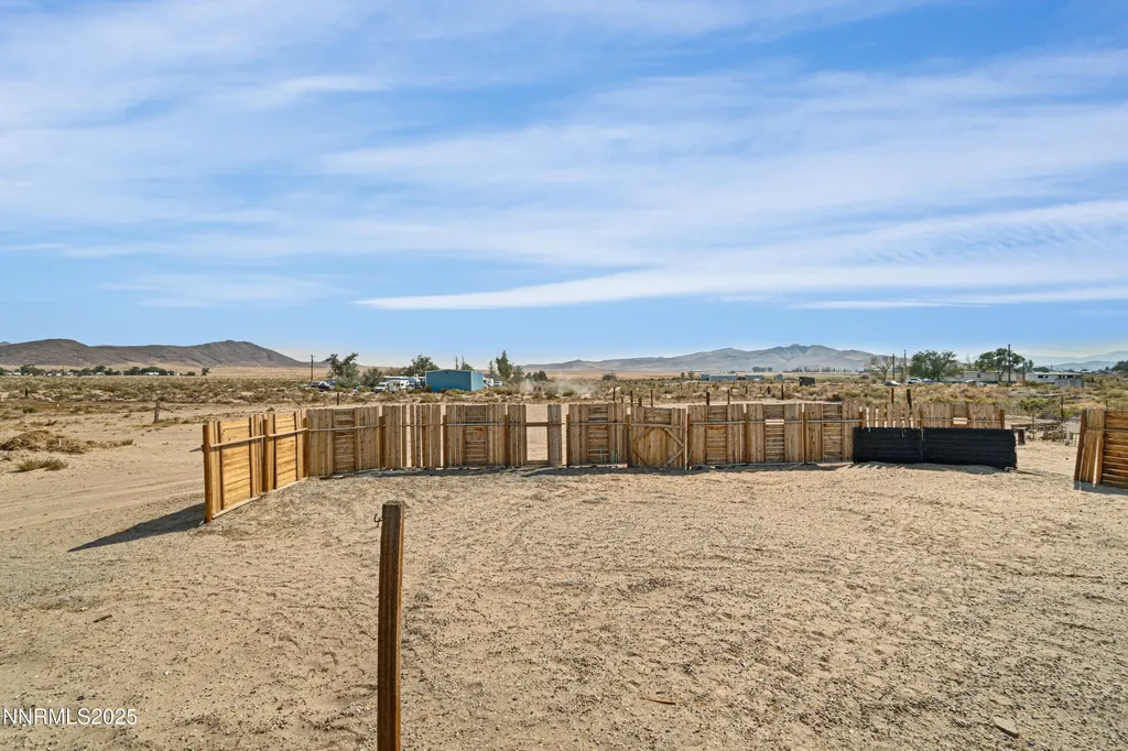 9 Stanley Yerington NV 89447