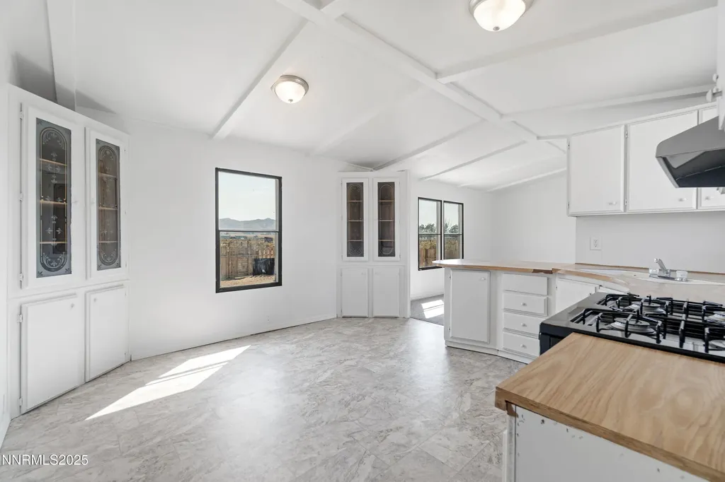 9 Stanley Yerington NV 89447