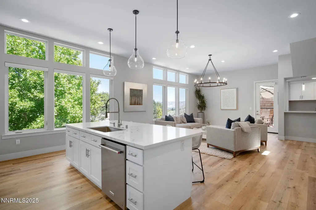 2375 Harbor Reno NV 89519
