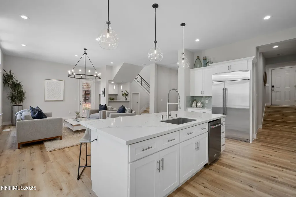 2375 Harbor Reno NV 89519