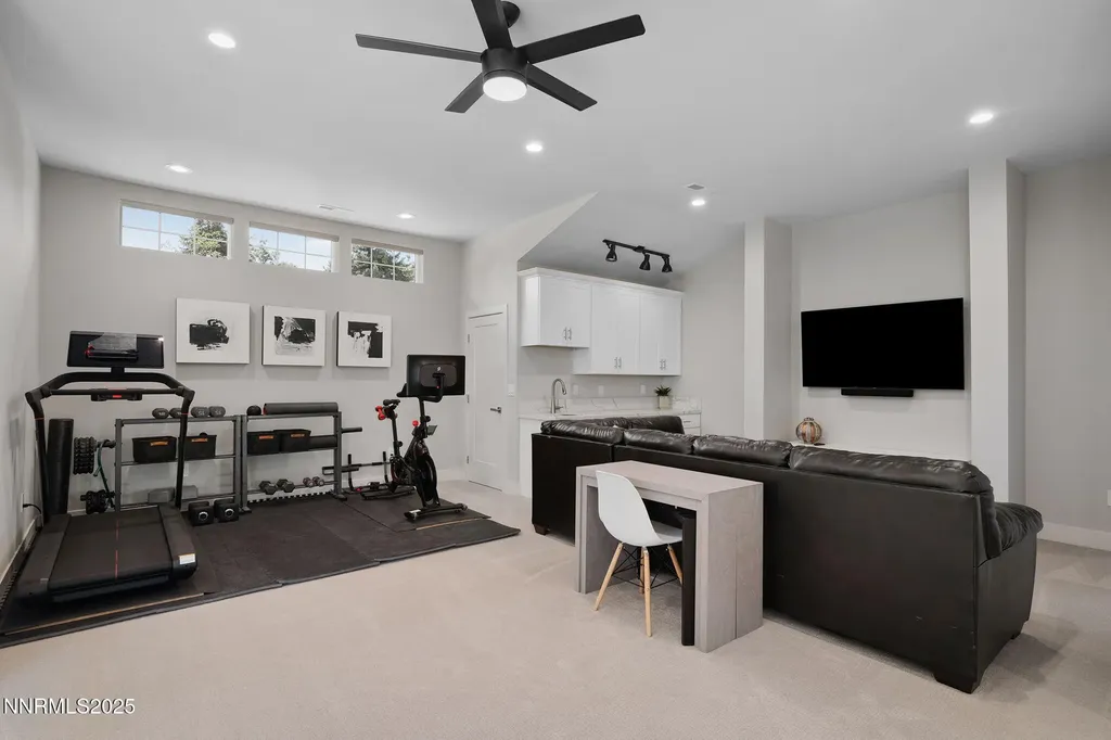 2375 Harbor Reno NV 89519