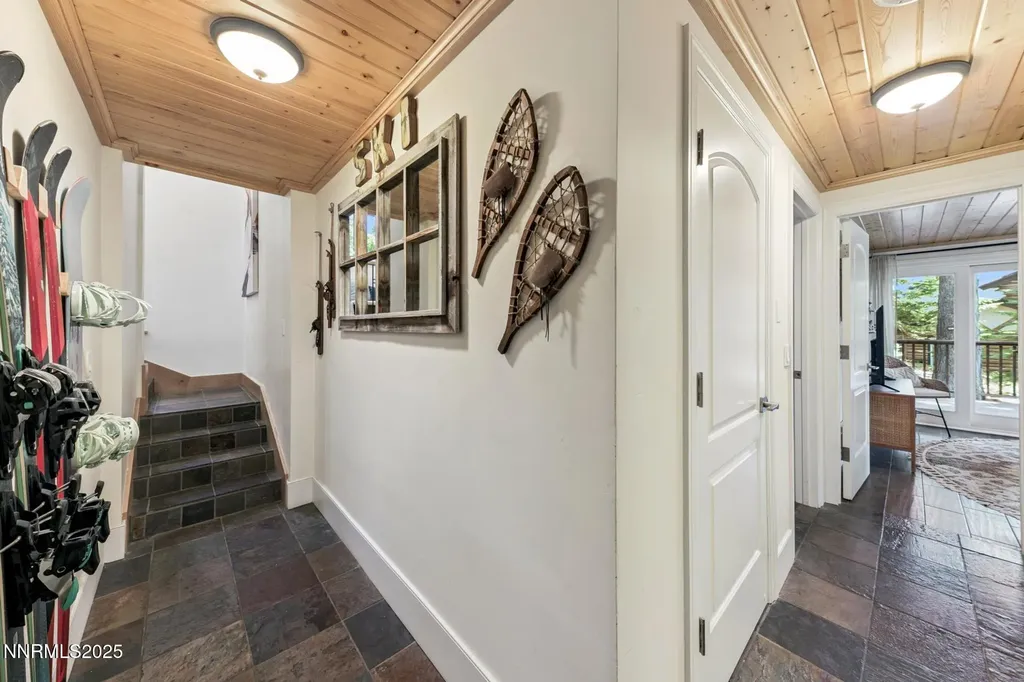 947 Tyner Incline Village NV 89451