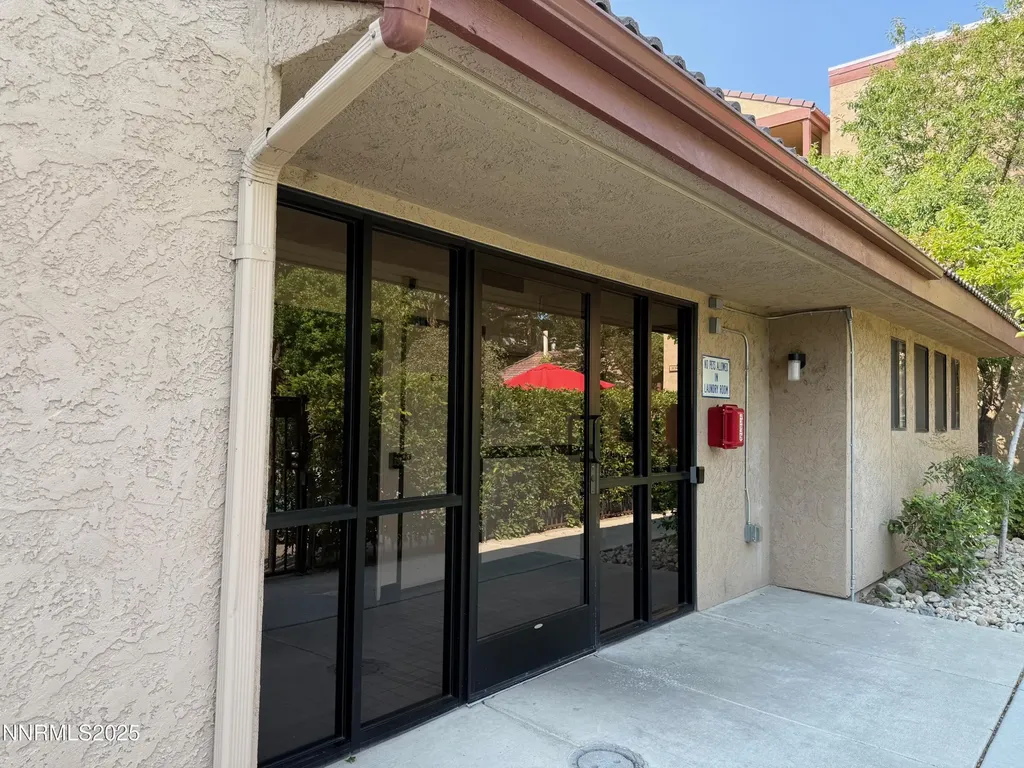 2955 Lakeside Reno NV 89509