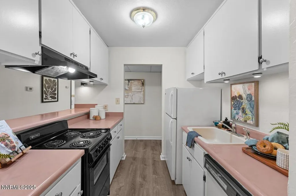 2955 Lakeside Reno NV 89509