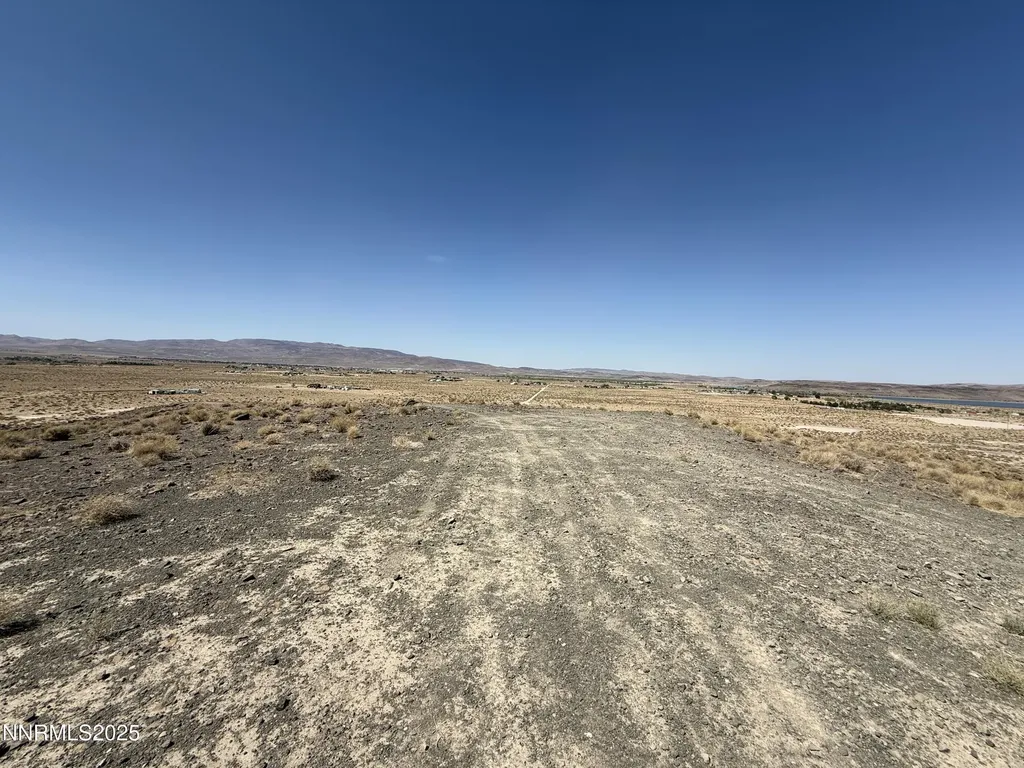 2530 Revere Silver Springs NV 89429