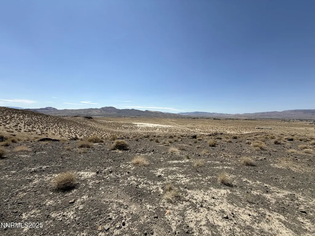 2530 Revere Silver Springs NV 89429