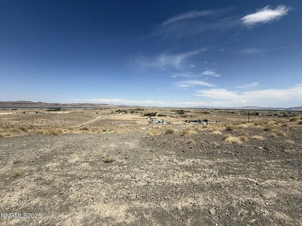 2530 Revere Silver Springs NV 89429