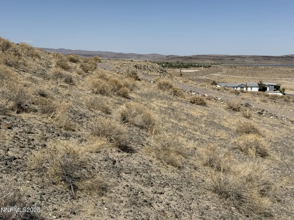 2595 Revere Silver Springs NV 89429