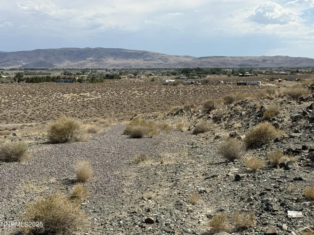 2595 Revere Silver Springs NV 89429