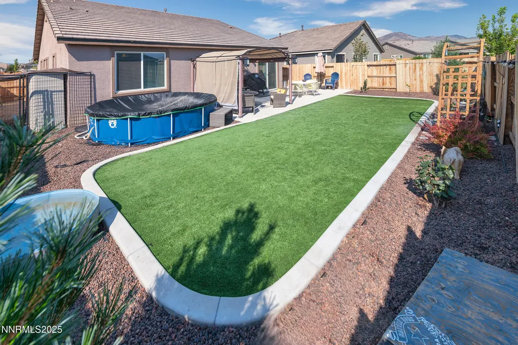 120 Cosser Dayton NV 89403