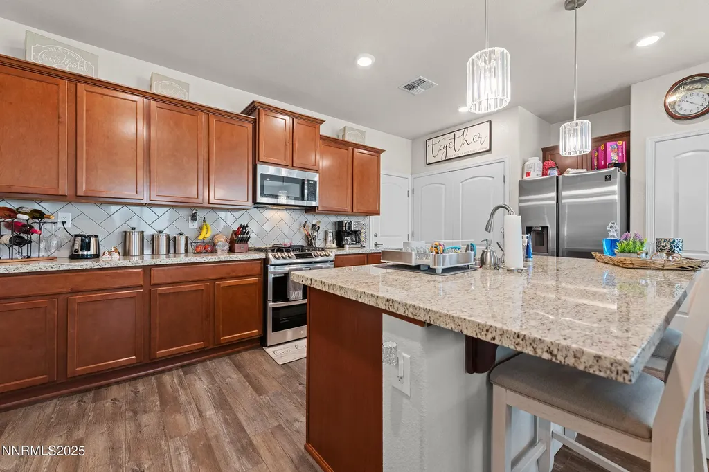 120 Cosser Dayton NV 89403
