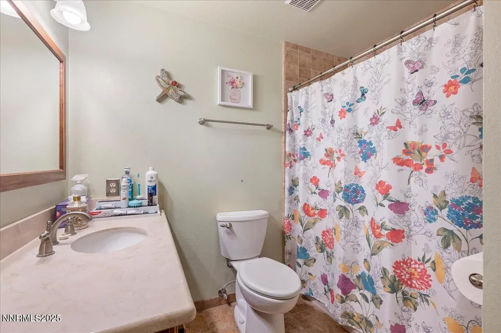 3309 Hickory Carson City NV 89701