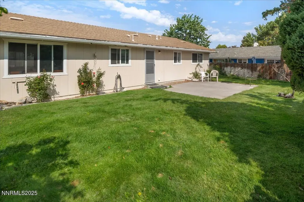 3309 Hickory Carson City NV 89701
