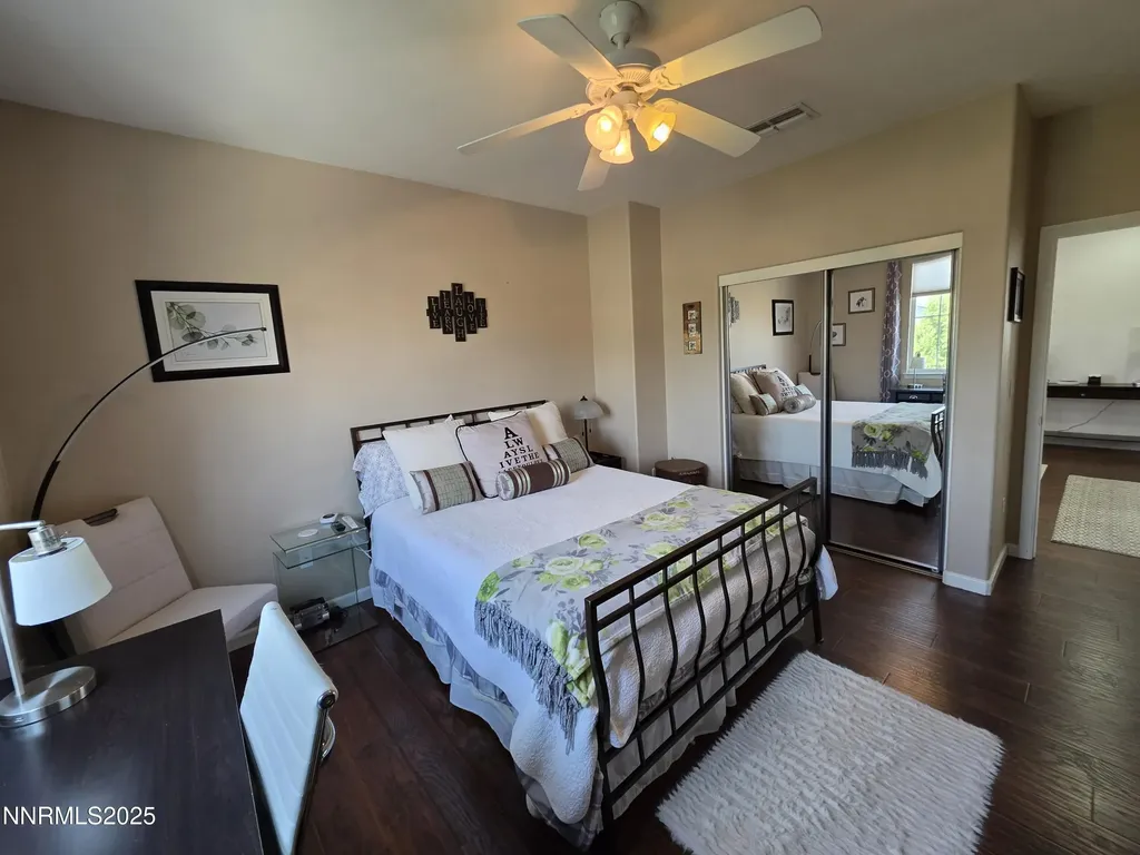 10677 Fire Poppy Reno NV 89521