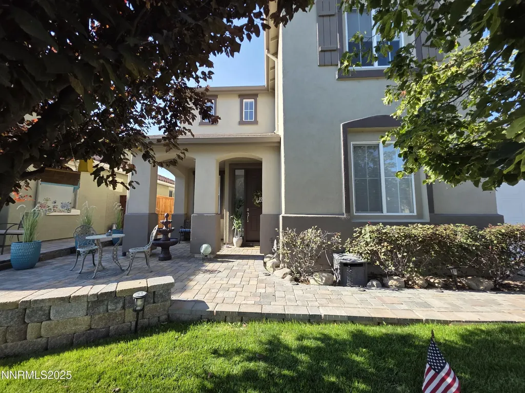 10677 Fire Poppy Reno NV 89521