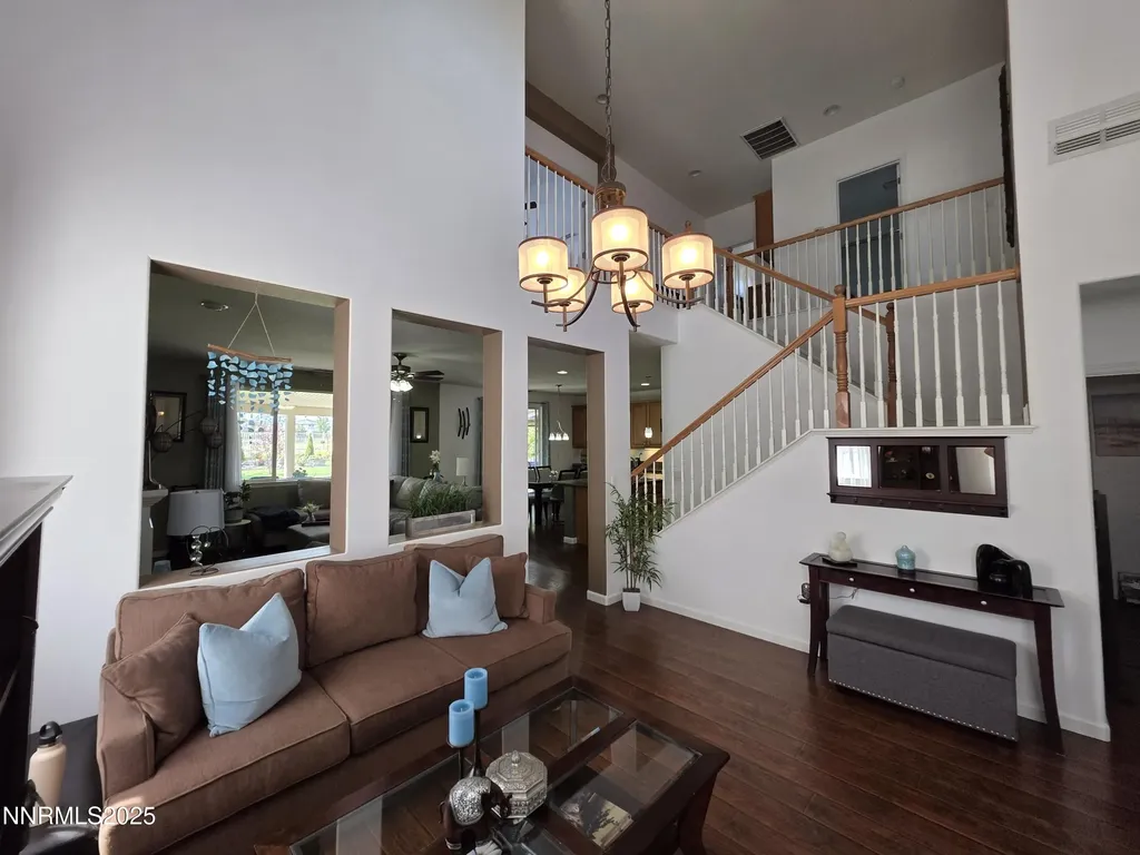 10677 Fire Poppy Reno NV 89521