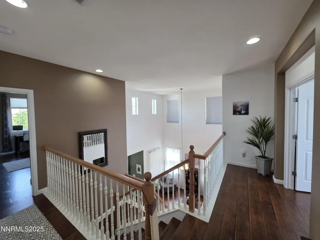 10677 Fire Poppy Reno NV 89521