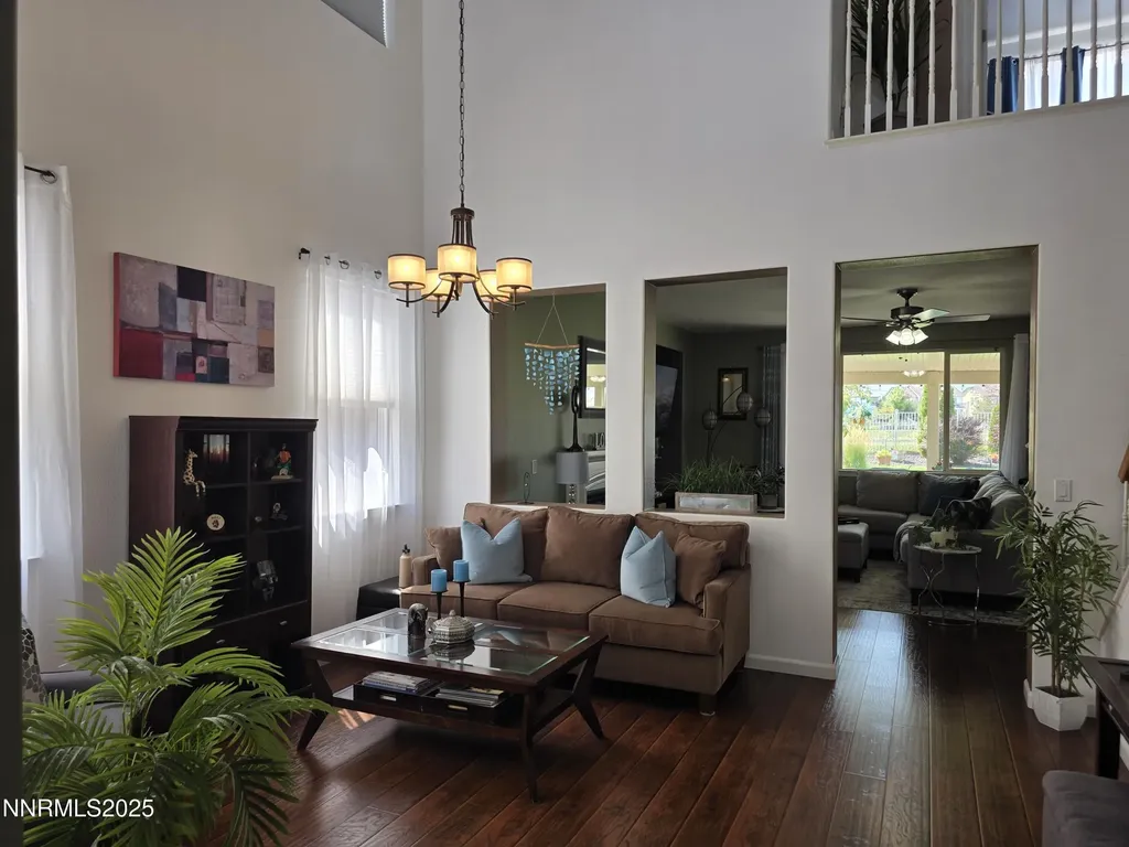 10677 Fire Poppy Reno NV 89521