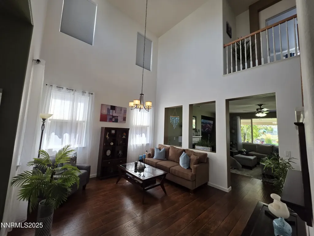 10677 Fire Poppy Reno NV 89521