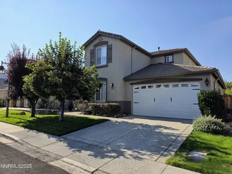 10677 Fire Poppy Reno NV 89521