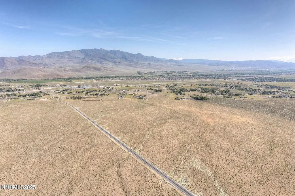 01 Pinenut Dayton NV 89403