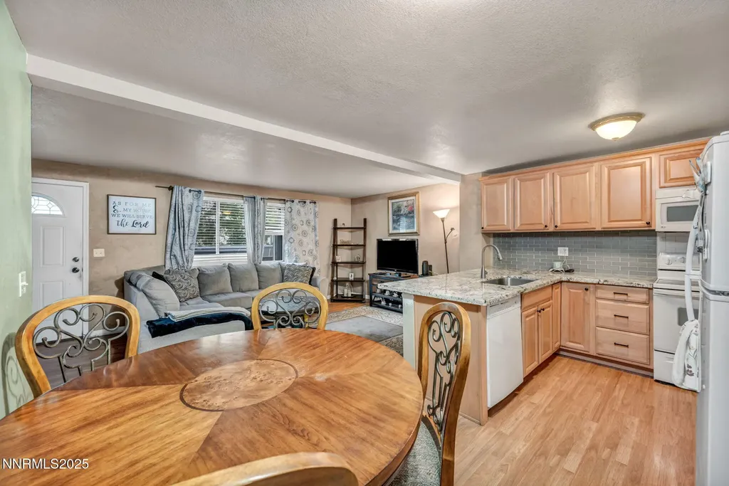 1529 Long Carson City NV 89706