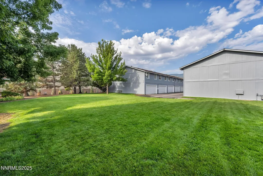 1529 Long Carson City NV 89706