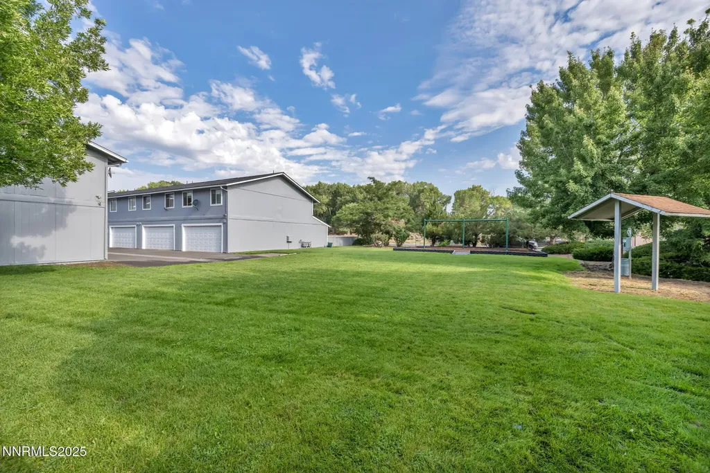 1529 Long Carson City NV 89706