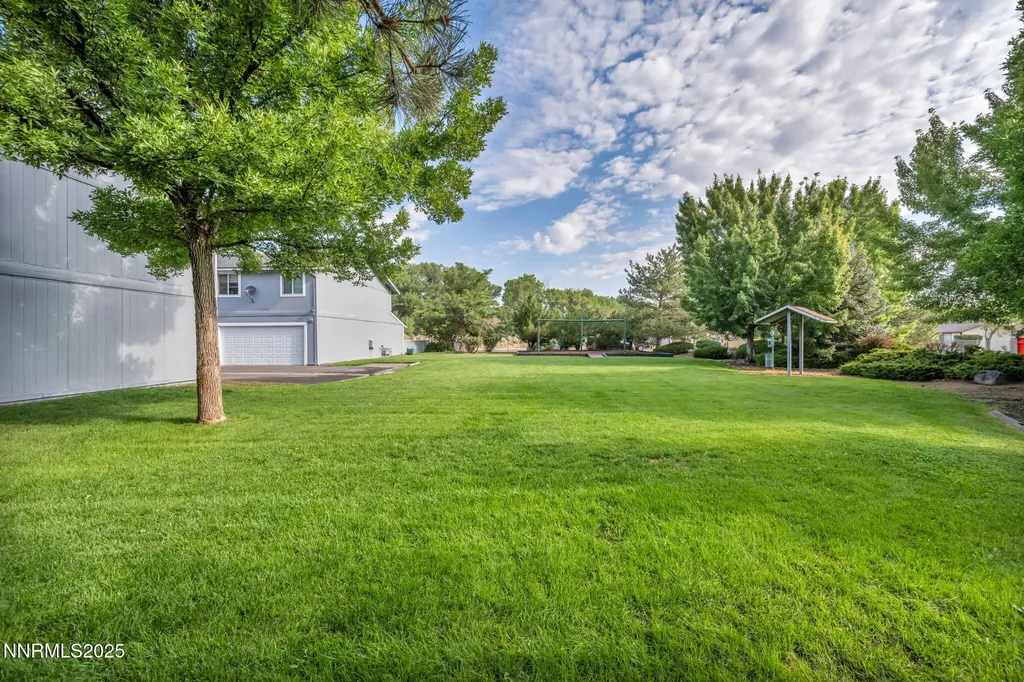 1529 Long Carson City NV 89706