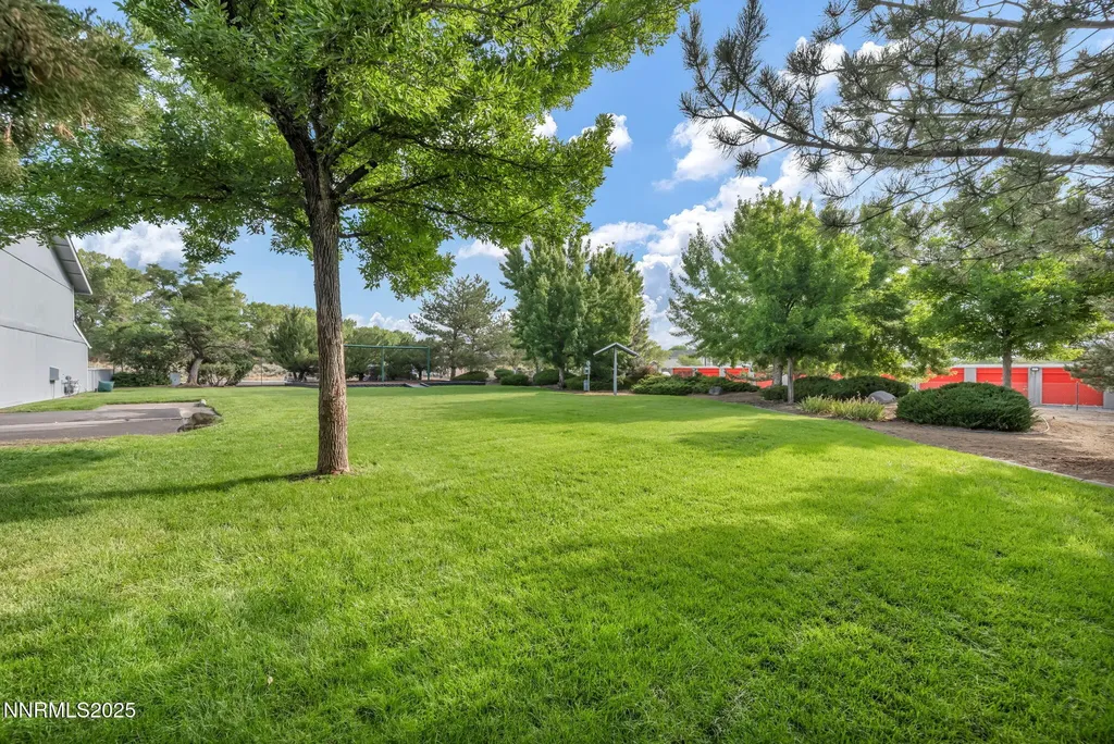 1529 Long Carson City NV 89706