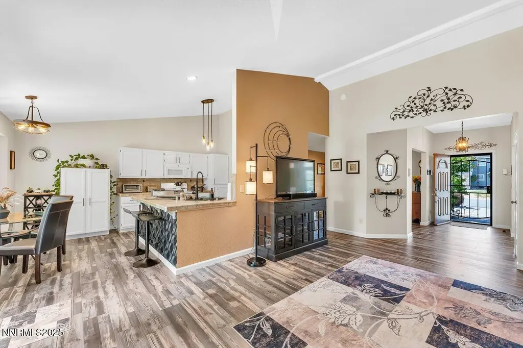 20 Eagle Claw Reno NV 89523