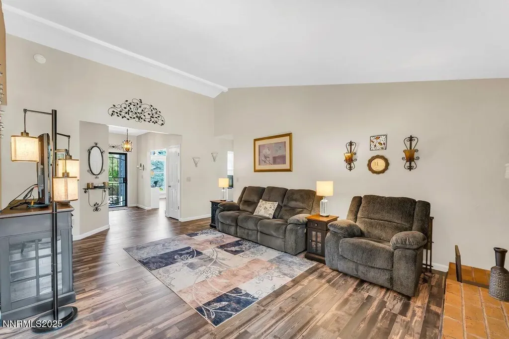 20 Eagle Claw Reno NV 89523