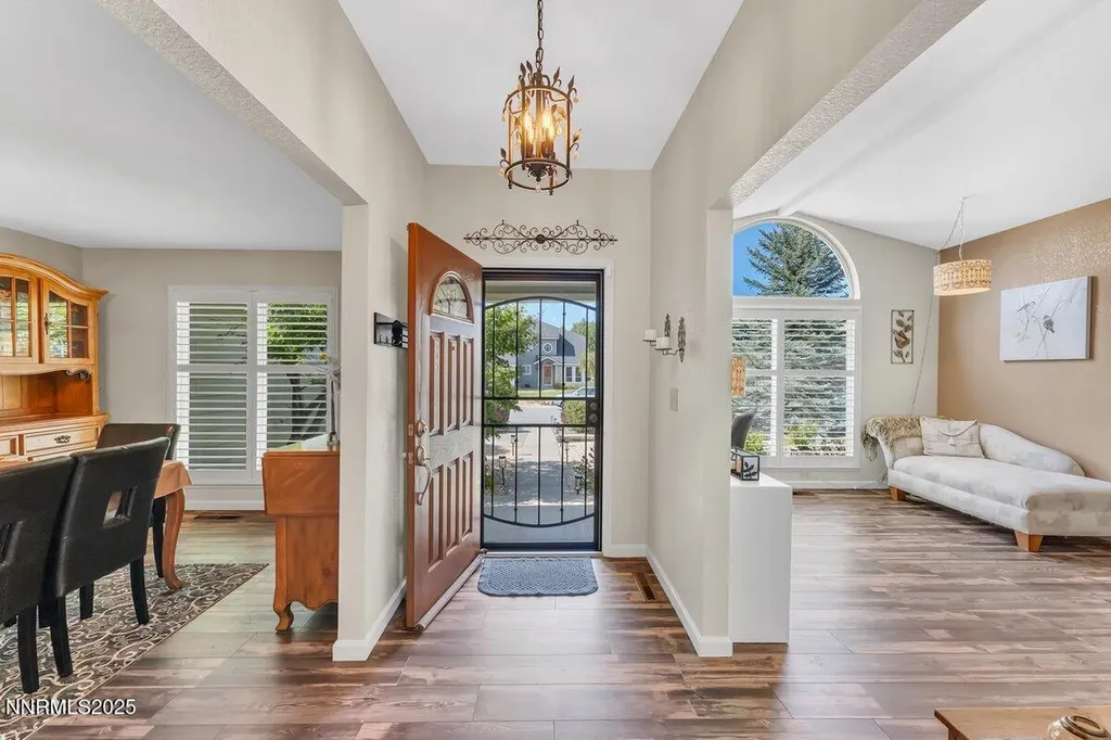 20 Eagle Claw Reno NV 89523