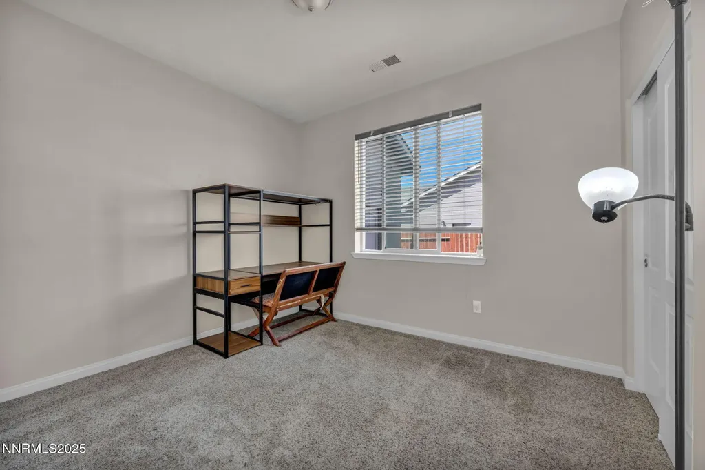 665 Beeghly Fallon NV 89406