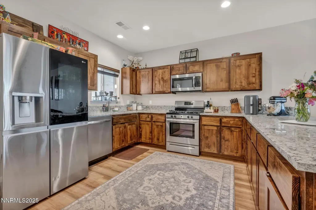 665 Beeghly Fallon NV 89406