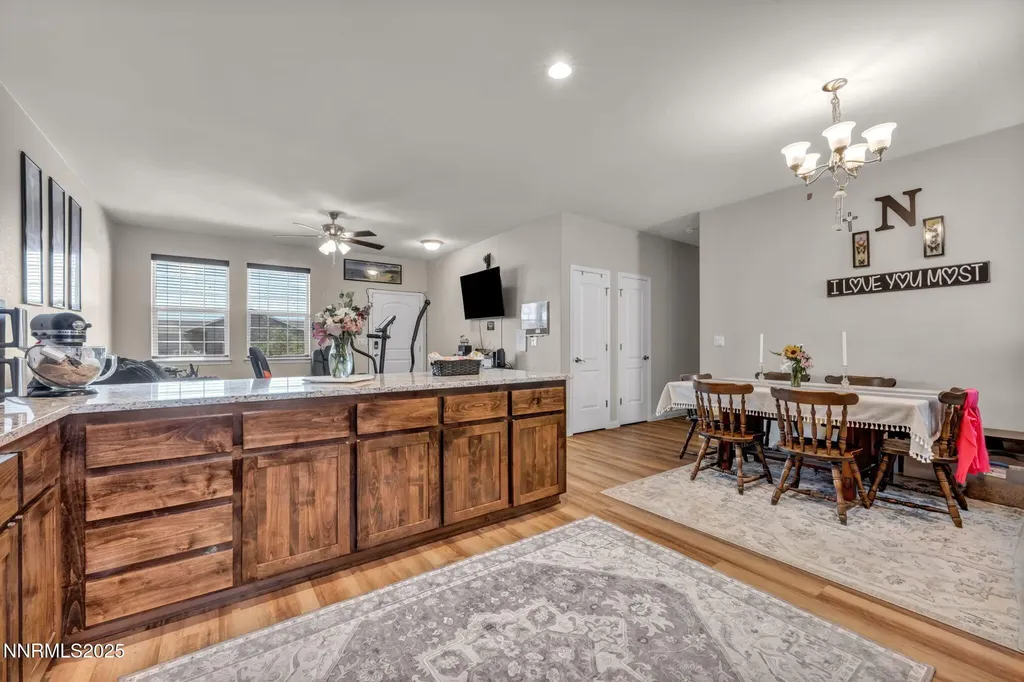 665 Beeghly Fallon NV 89406
