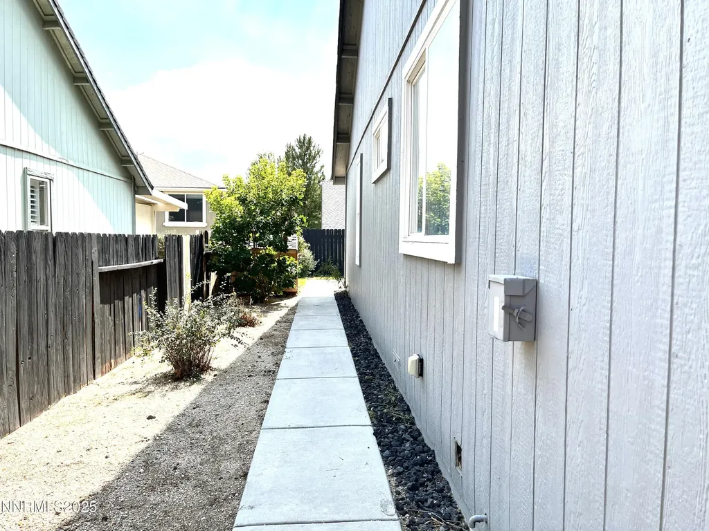 5870 Blue Horizon Reno NV 89523