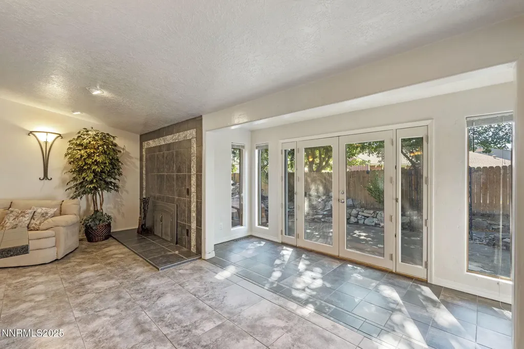 2763 Blossom View Sparks NV 89434