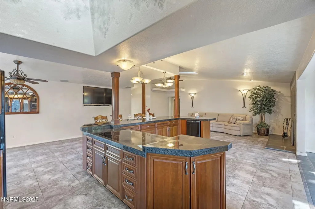 2763 Blossom View Sparks NV 89434